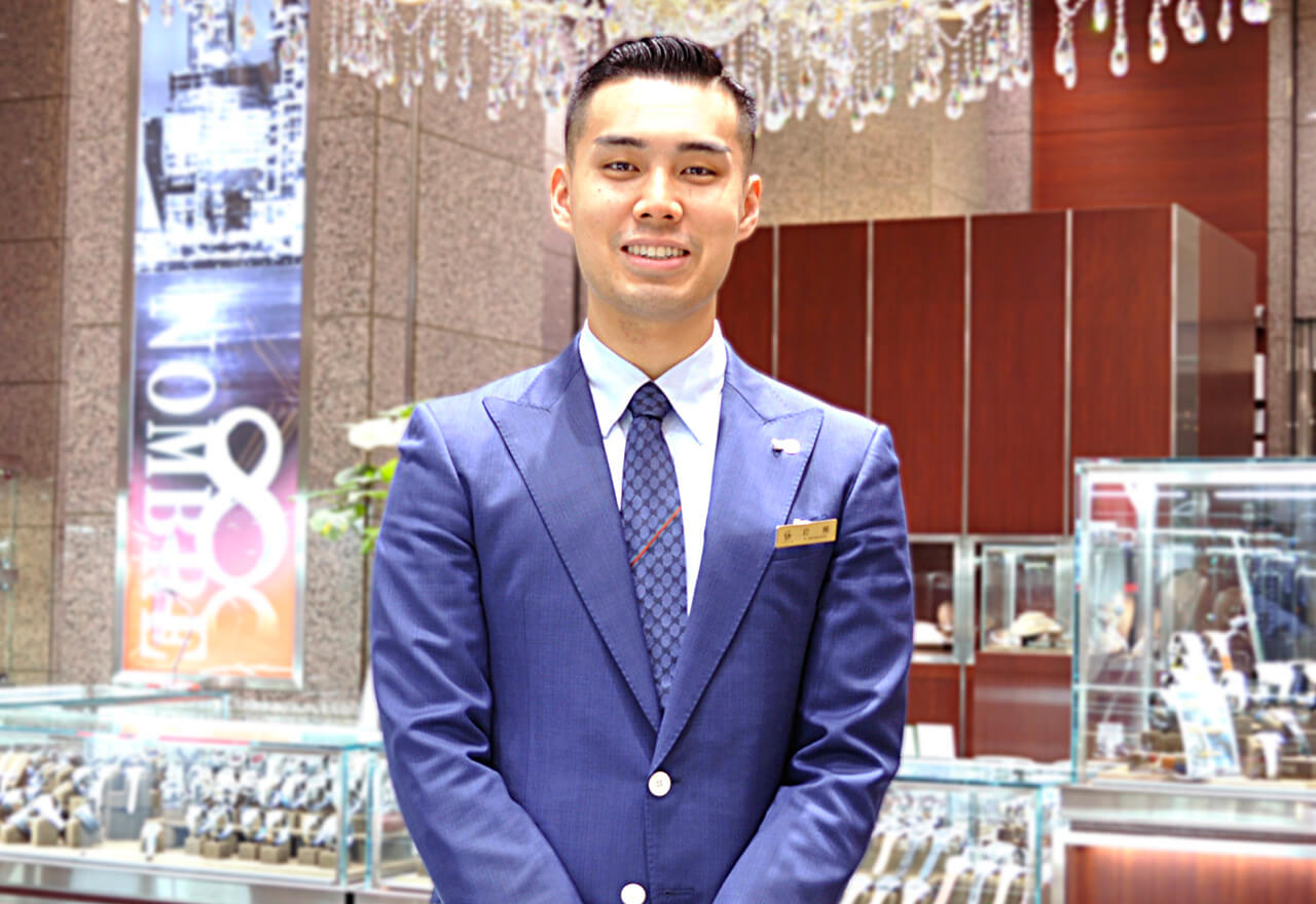 2013年度入社 - ミッドタウン前ゆきざき 岩楯 由大